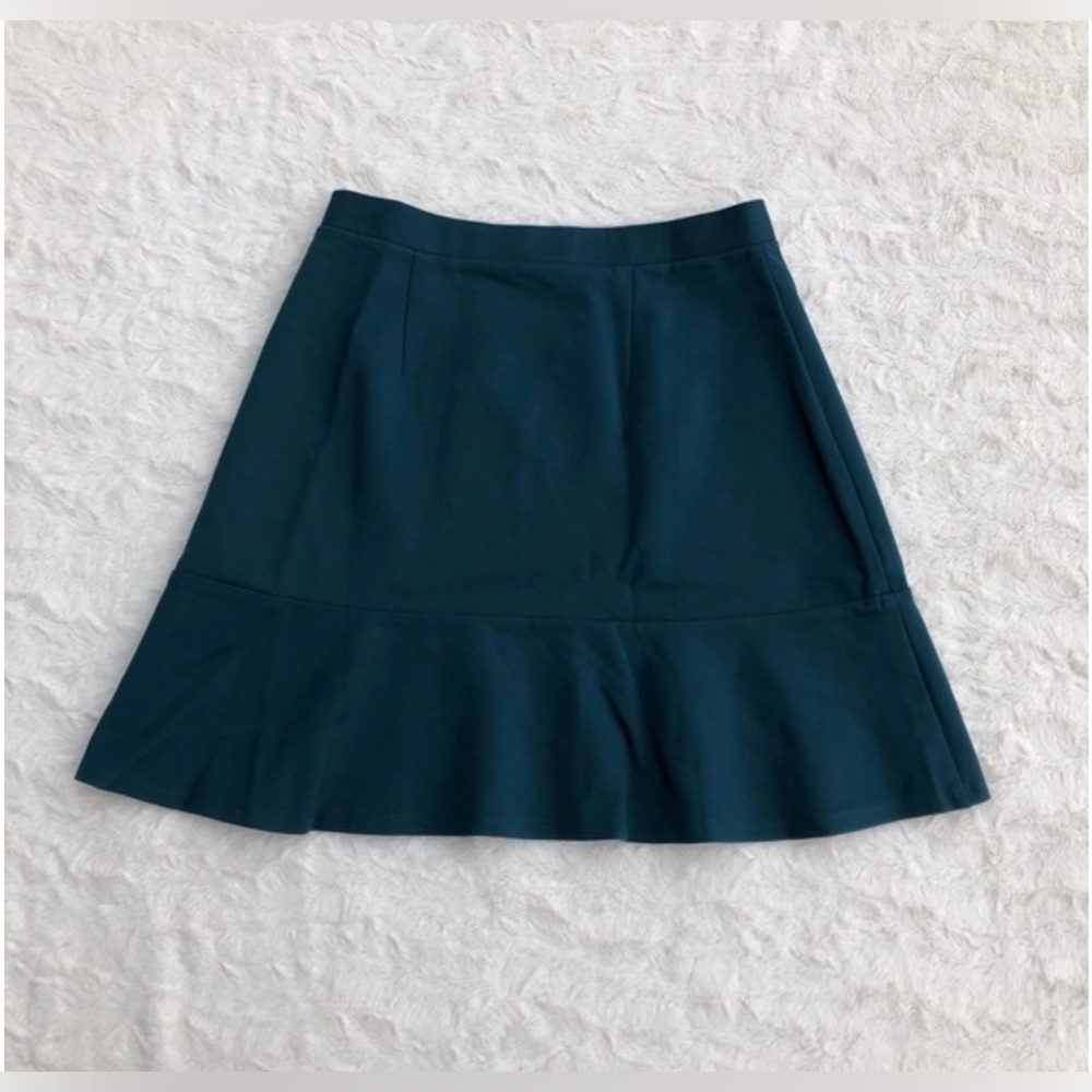 NWT LOFT Ponte Flippy Flare Skirt